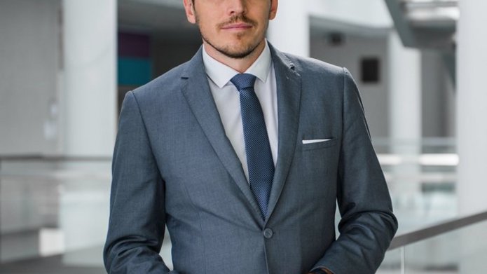 Dr Dariusz Koperczak