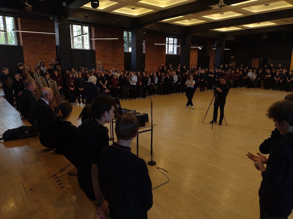 Wręczenie stacji do detekcji promieniowania kosmicznego ZSzS